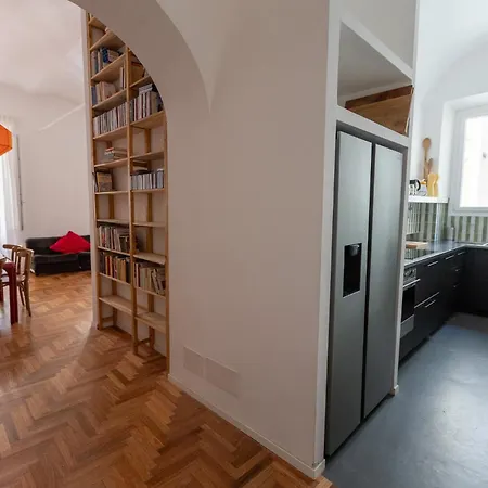 Guesthost - Esquilino Bright Appartamento Roma