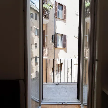 Appartamento Guesthost - Esquilino Bright